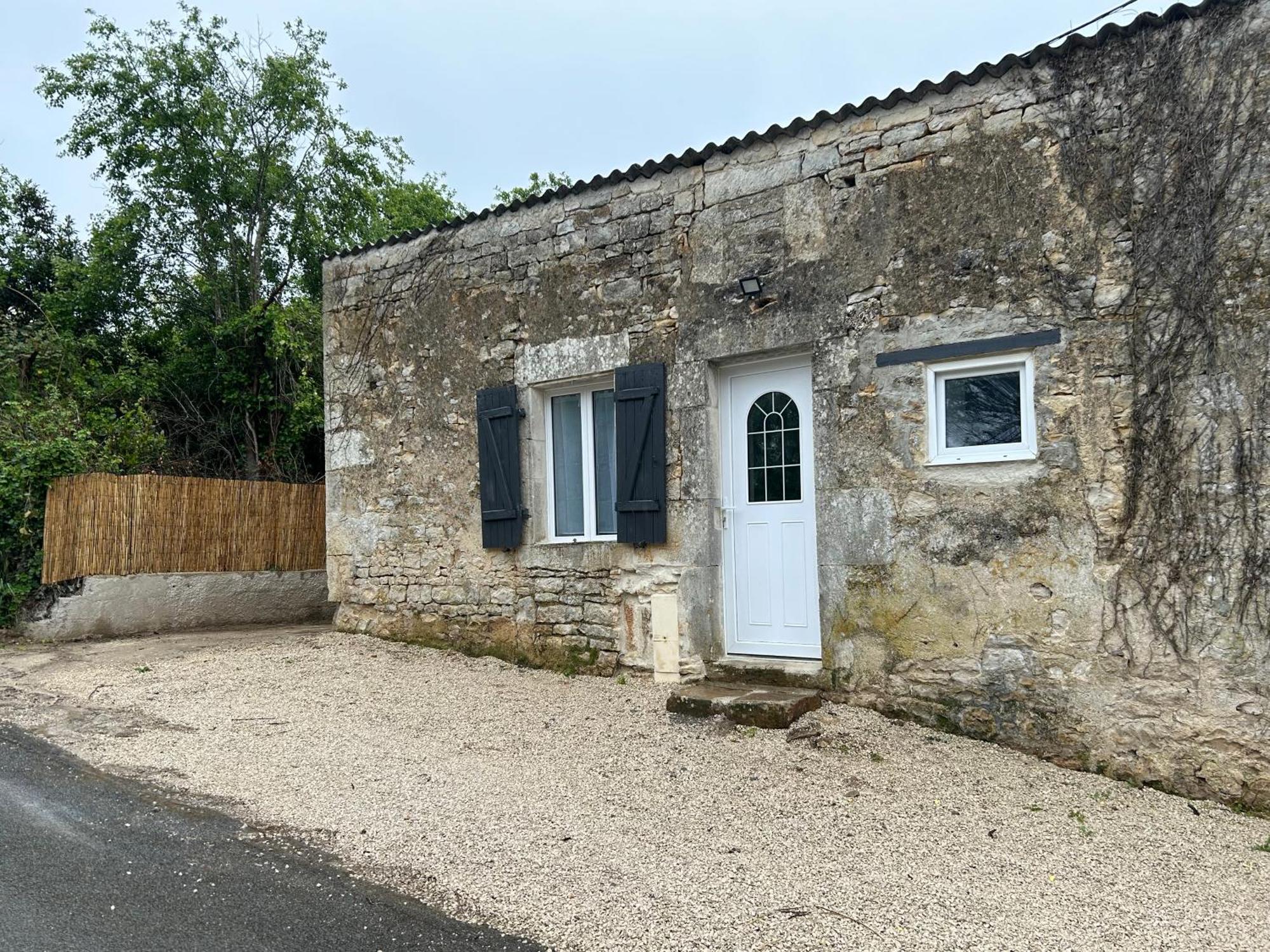 Studio Nanteuil-en-Vallée Exteriör bild